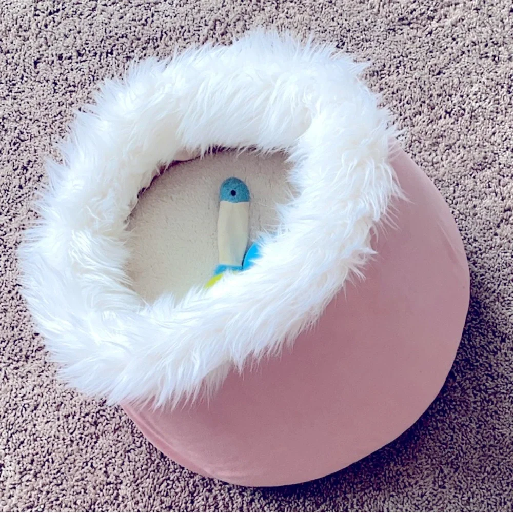 FurHaven Pet Cat Bed | Cat Cave Pet Bed, Blush Pink, 18-inch‎ Base
